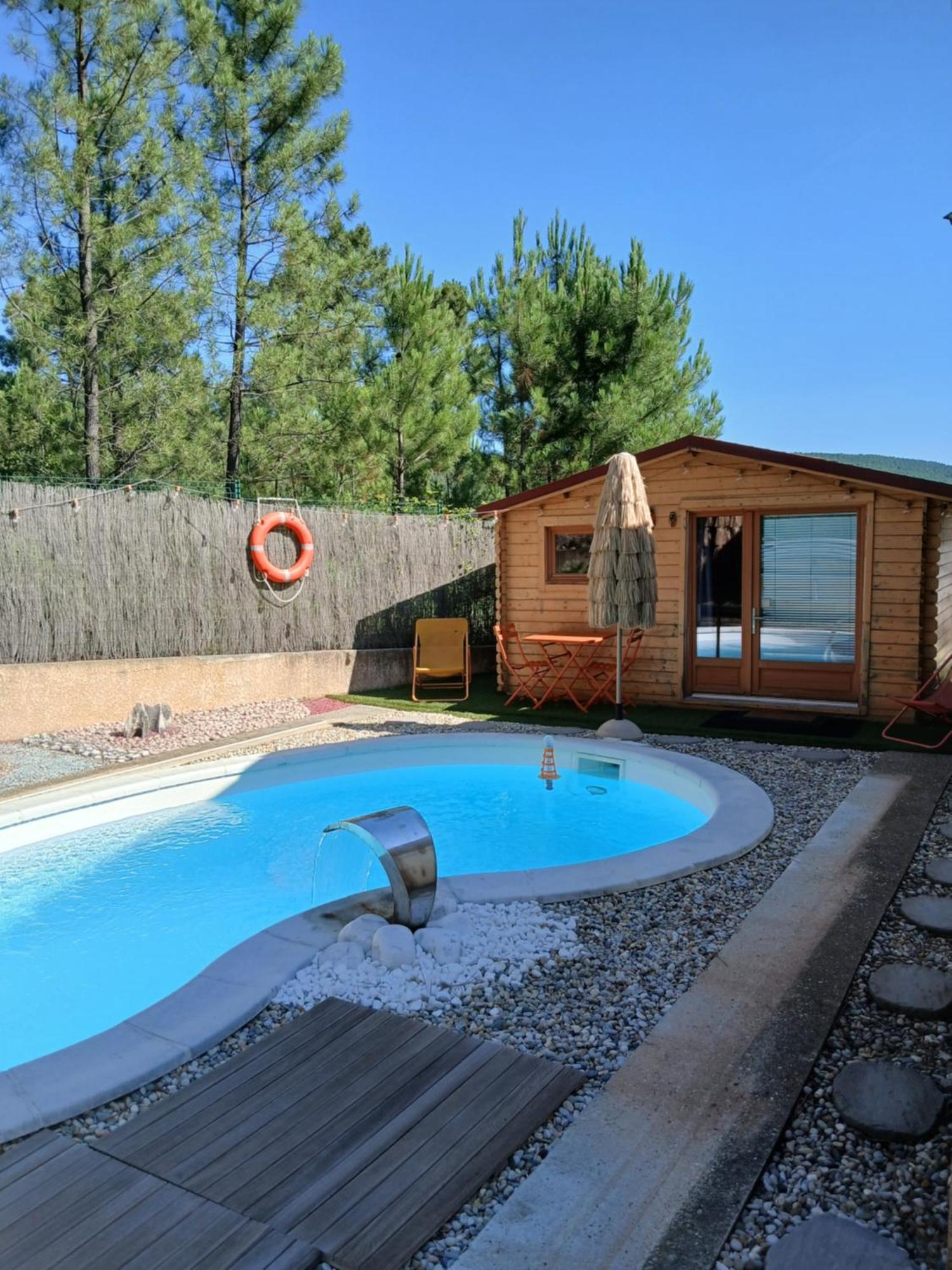 Chalet Charmant Avec Piscine Mercuer Exterior foto
